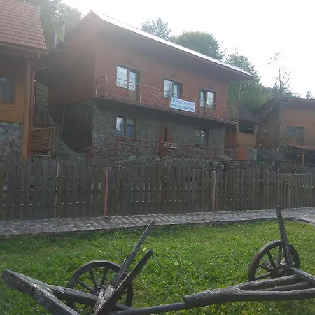 Садиба У Льотчика Polyana  Exterior photo