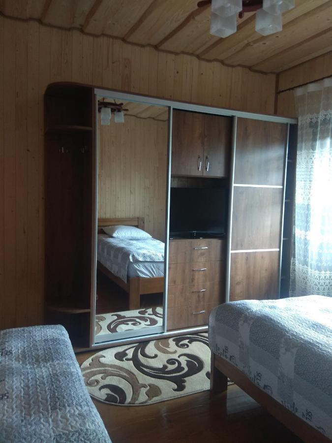 Вілла у льотчика Поляна