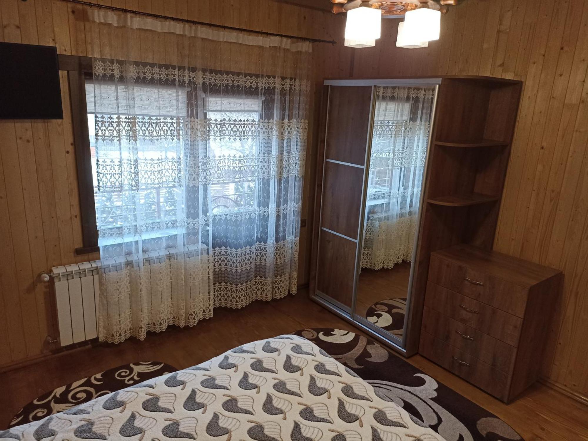 у льотчика Поляна